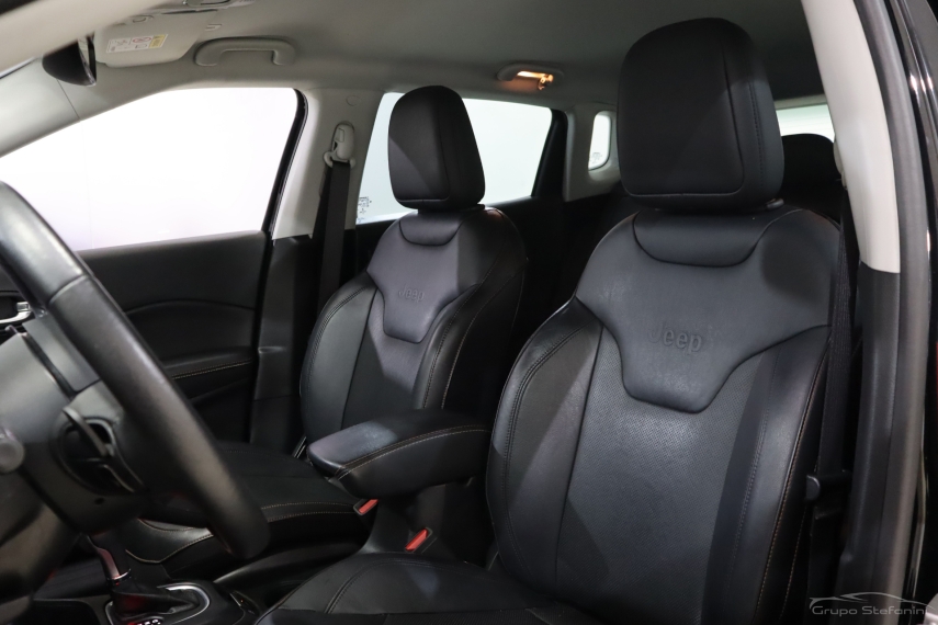 jeep compass 2.0 16v flex longitude automatico 4p 20216
