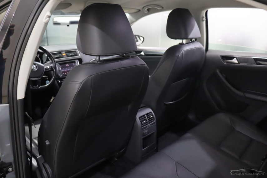 volkswagen jetta 2.0 tsi highline 211cv gasolina 4p tiptronic automatico 20176