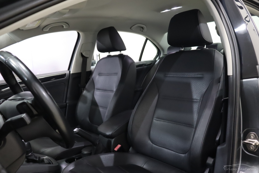 volkswagen jetta 2.0 tsi highline 211cv gasolina 4p tiptronic automatico 20178