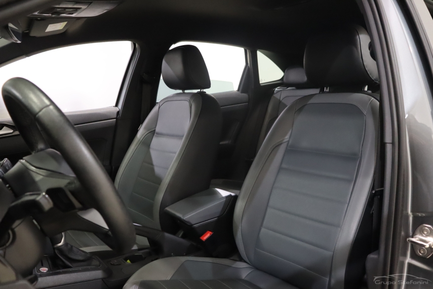 volkswagen nivus 1.0 200 tsi total flex highline automatico 4p 20236