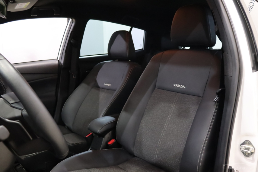 toyota yaris 1.5 16v flex xs multidrive 4p automatico 20246