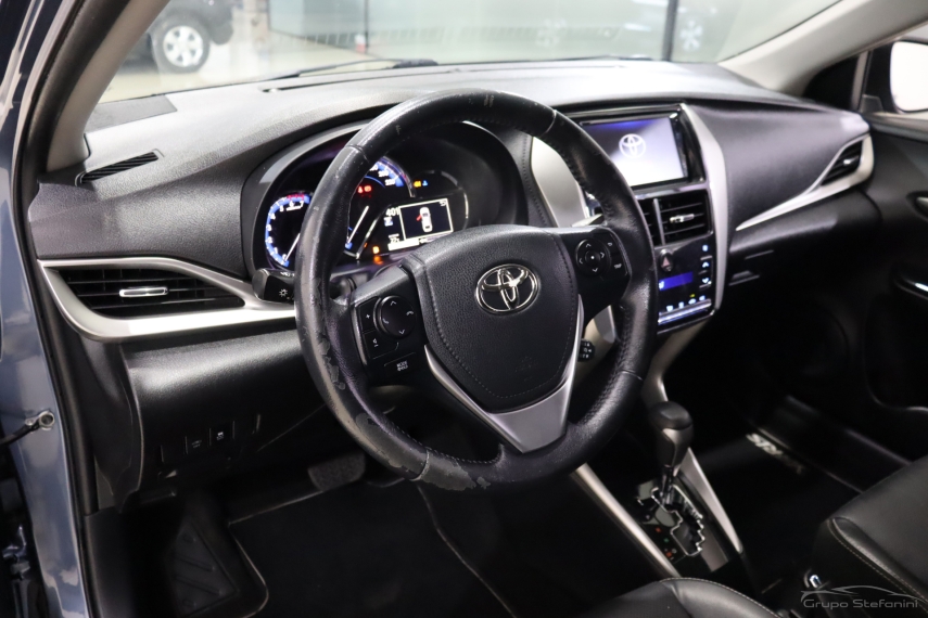 toyota yaris 1.5 16v flex sedan xs connect multidrive 4p automatico 20203