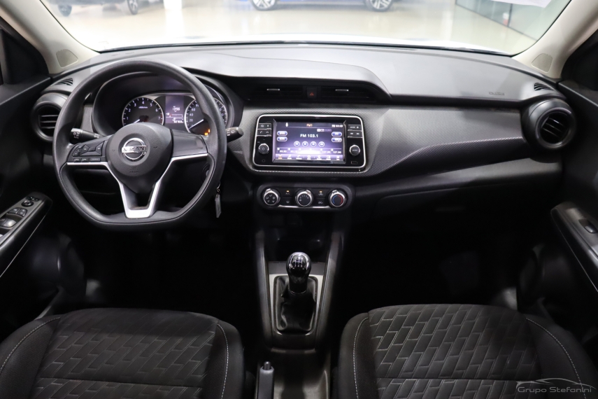 nissan kicks 1.6 16v flexstart sense manual flex 4p 20225