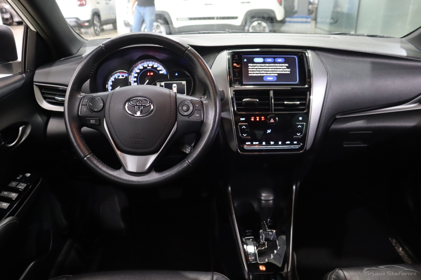 toyota yaris 1.5 16v flex xls connect multidrive 4p automatico 20234