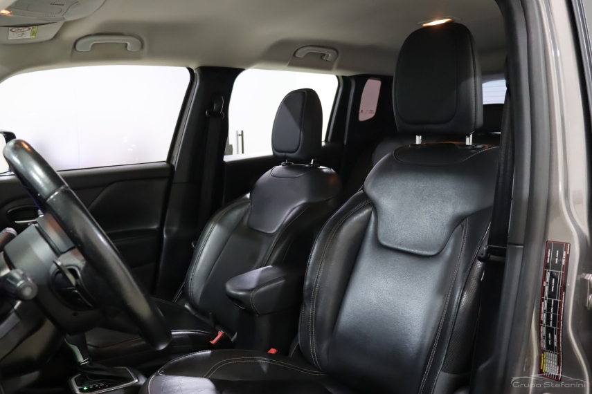 jeep renegade 1.8 16v flex longitude 4p automatico 20216