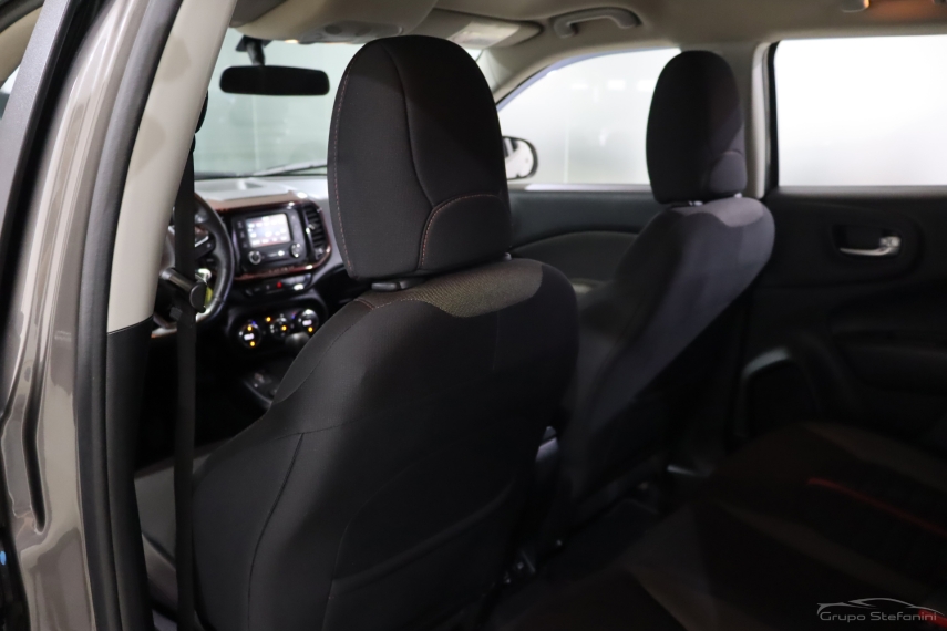 fiat toro 1.8 16v evo flex freedom at6 4p automatico 20198