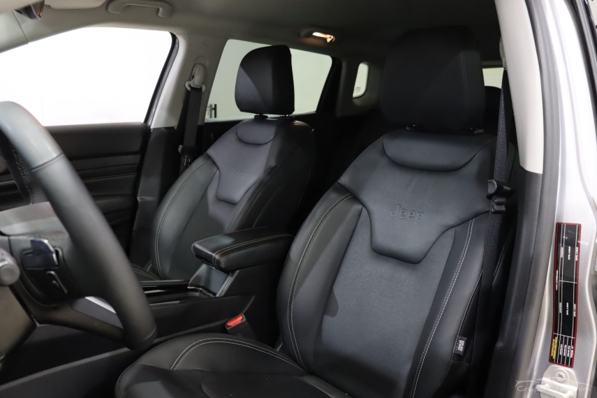 jeep compass 1.3 t270 turbo flex longitude at6 4p automatico 20256