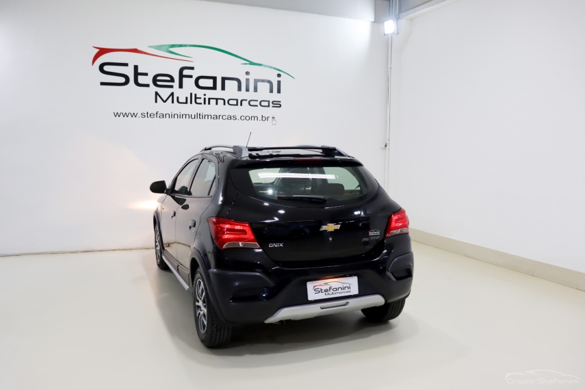 chevrolet onix 1.4 mpfi activ 8v flex 4p automatico 201712