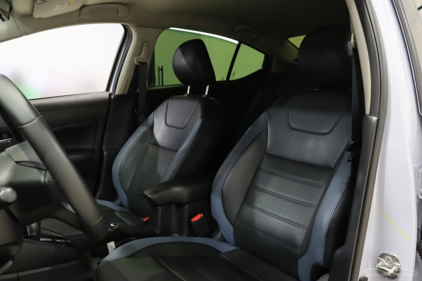 nissan versa 1.6 16v flex exclusive xtronic 4p automatico 20246