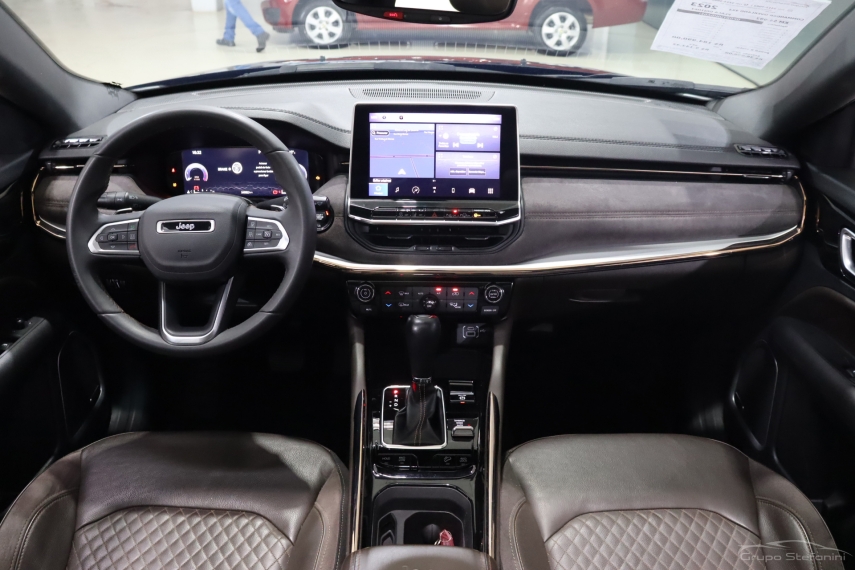 jeep commander 2.0 td380 turbo diesel overland at9 4p automatico 20235