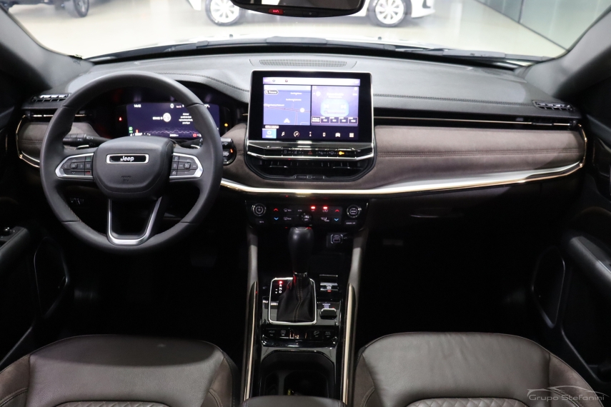 jeep commander 2.0 td380 turbo diesel overland at9 4p automatico 20235