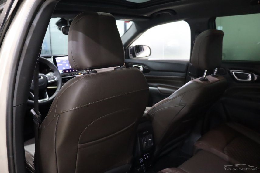 jeep commander 2.0 td380 turbo diesel overland at9 4p automatico 20239