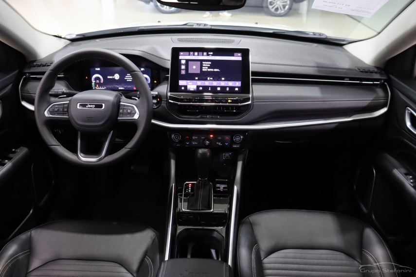 jeep commander 1.3 t270 turbo flex longitude at6 4p automatico 20245