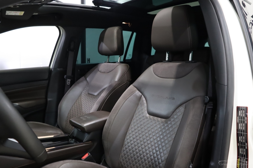 jeep commander 2.0 td380 turbo diesel overland at9 flex 4p automatico 20226