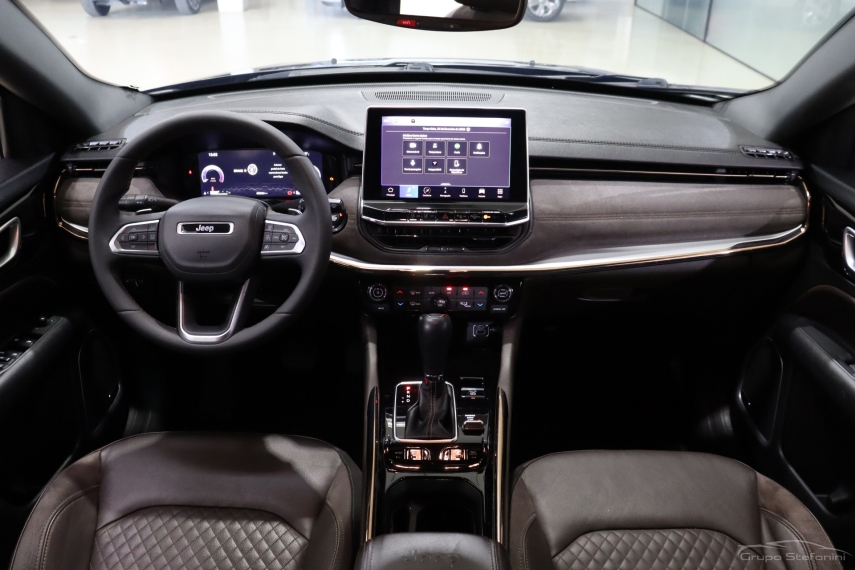 jeep commander 2.0 td380 turbo diesel overland at9 4p automatico 20235