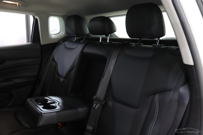 jeep compass 1.3 t270 turbo flex longitude at6 4p automatico 20257