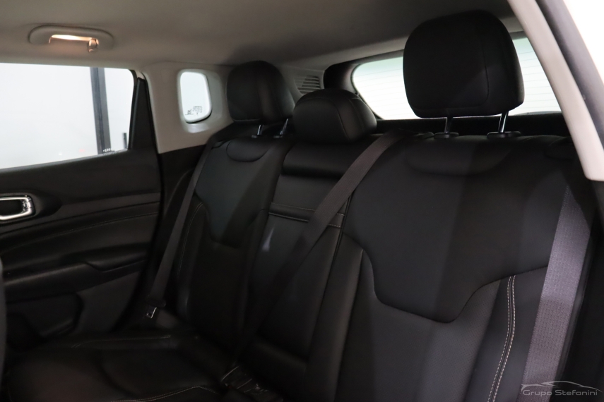 jeep renegade 1.3 t270 turbo flex longitude at6 4p automatico 20247