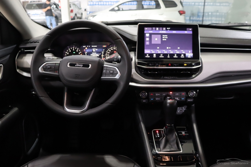 jeep renegade 1.3 t270 turbo flex longitude at6 4p automatico 20244