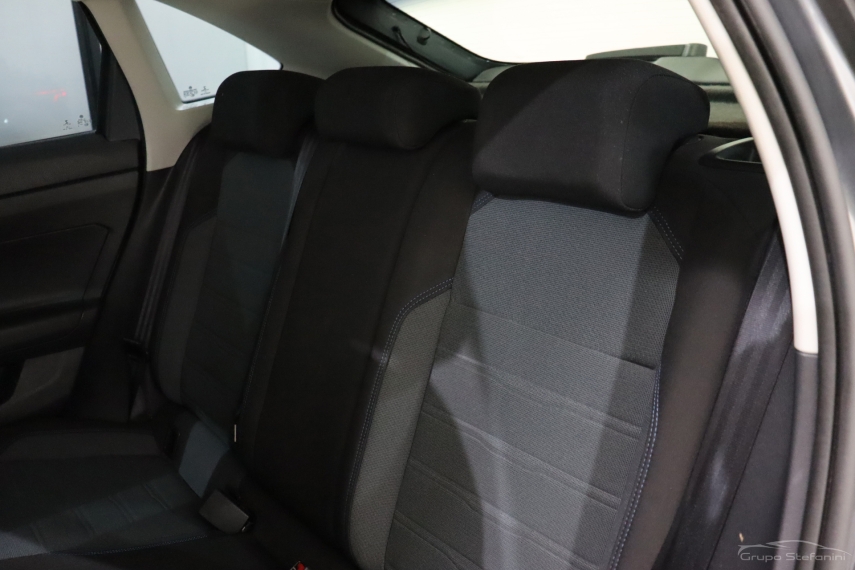 volkswagen nivus 1.0 200 tsi total flex comfortline automatico 4p 20237