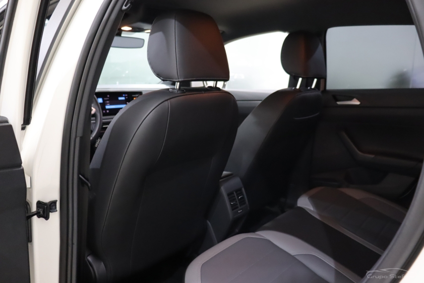 volkswagen nivus 1.0 200 tsi total flex highline automatico 4p 20248