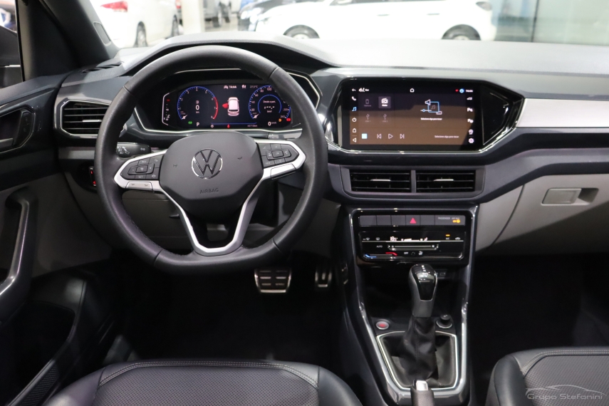 volkswagen t-cross 1.4 250 tsi total flex highline automatico 4p 20244