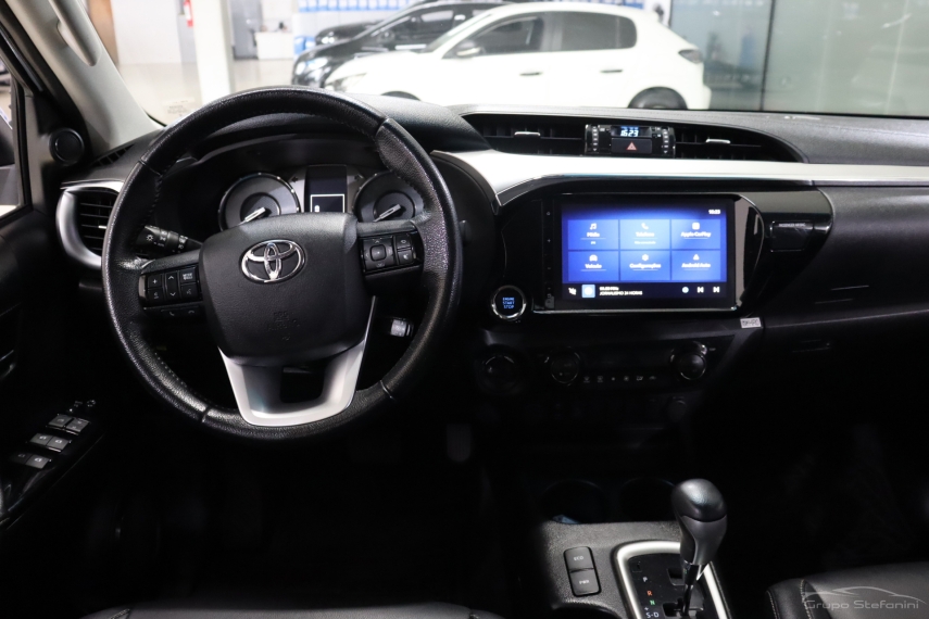 toyota hilux 2.8 d-4d turbo diesel cd srv 4x4 automatico 4p 20244