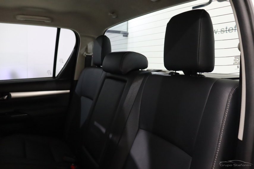 toyota hilux 2.8 d-4d turbo diesel cd srv 4x4 automatico 4p 20247