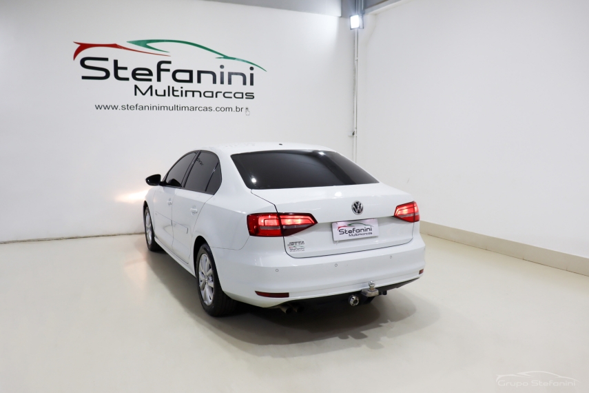 volkswagen jetta 2.0 trendline flex 4p tiptronic automatico 201512