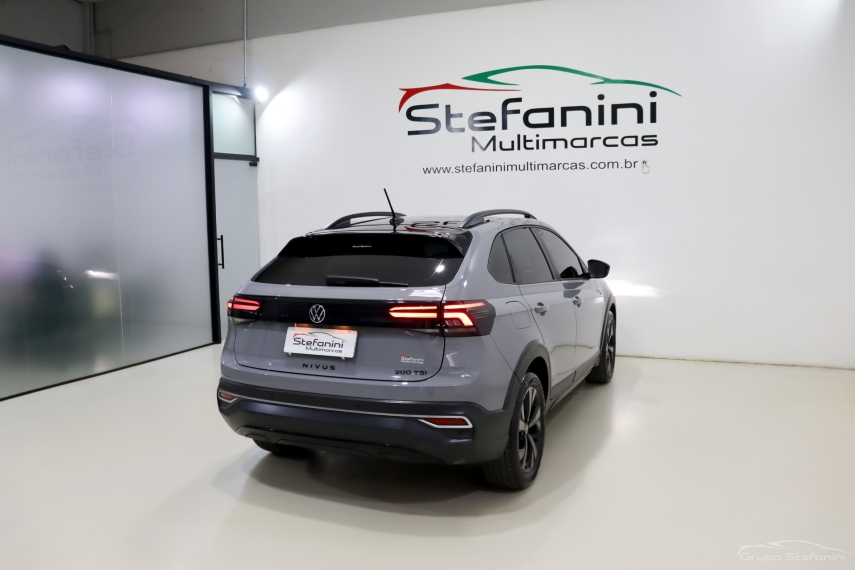 volkswagen nivus 1.0 200 tsi total flex highline automatico 4p 202210