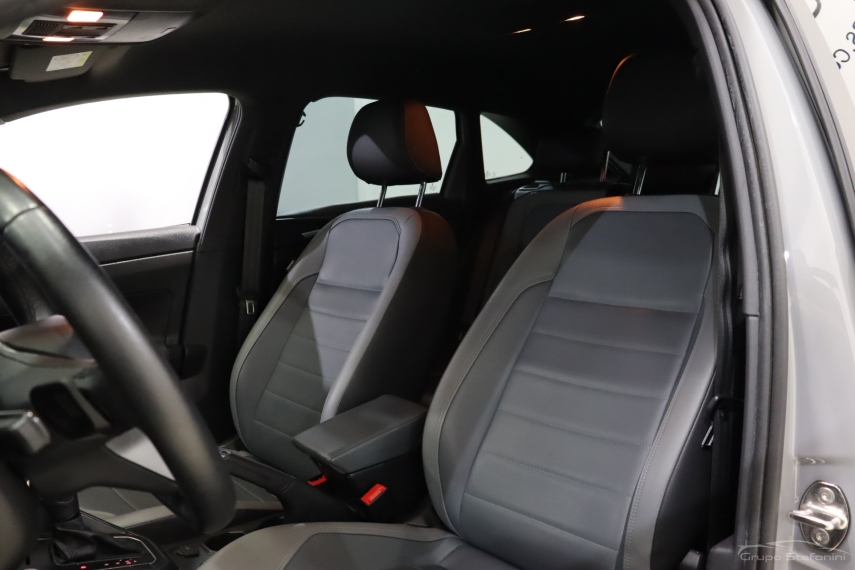 volkswagen nivus 1.0 200 tsi total flex highline automatico 4p 20226