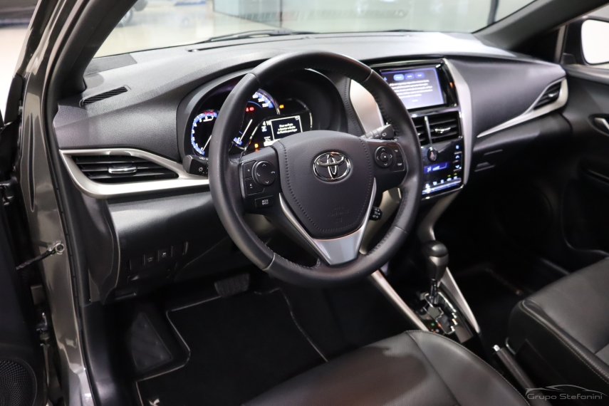toyota yaris 1.5 16v flex xls connect multidrive 4p automatico 20223