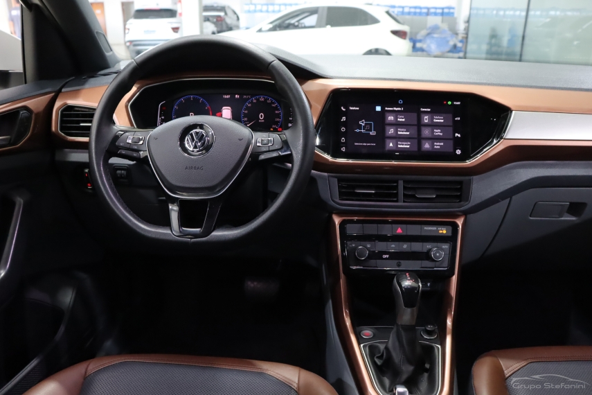 volkswagen t-cross 1.0 200 tsi total flex comfortline automatico 4p 20214