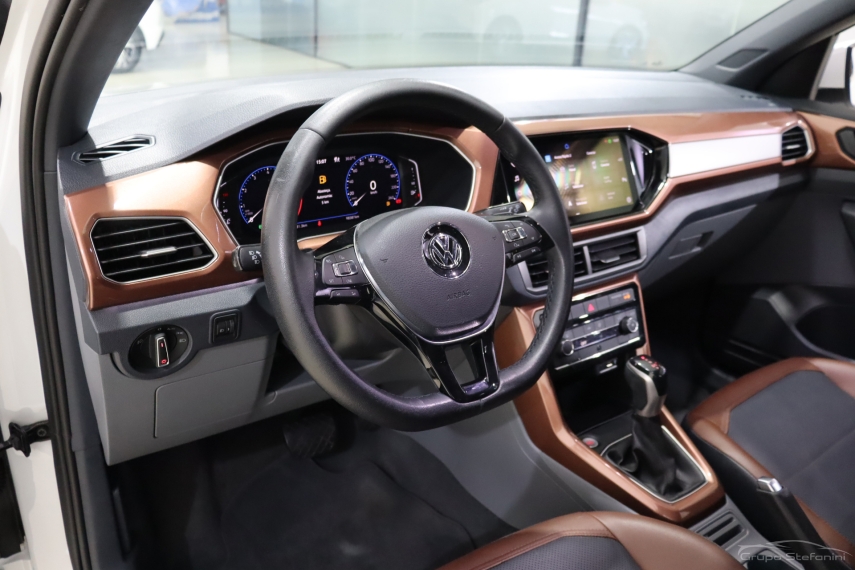 volkswagen t-cross 1.0 200 tsi total flex comfortline automatico 4p 20213