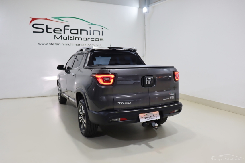 fiat toro 1.3 turbo 270 flex volcano at6 4p automatico 202212
