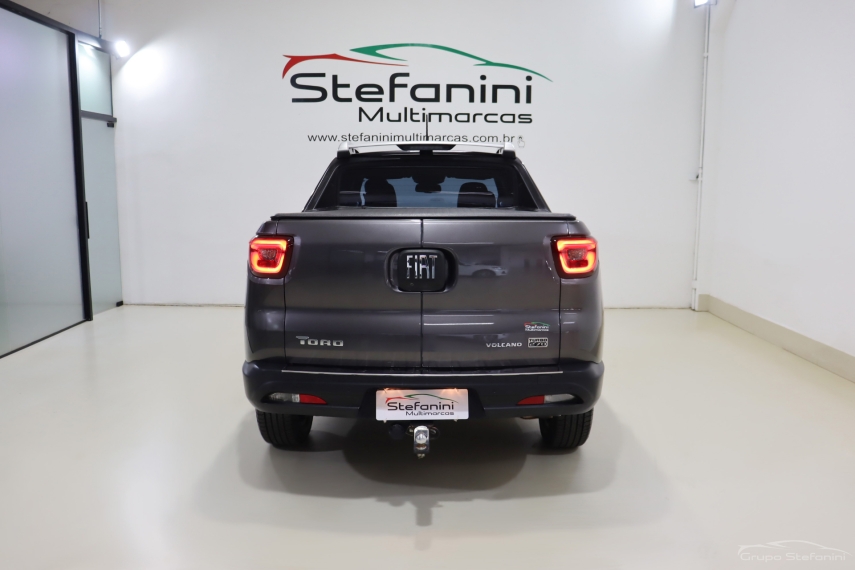 fiat toro 1.3 turbo 270 flex volcano at6 4p automatico 202211