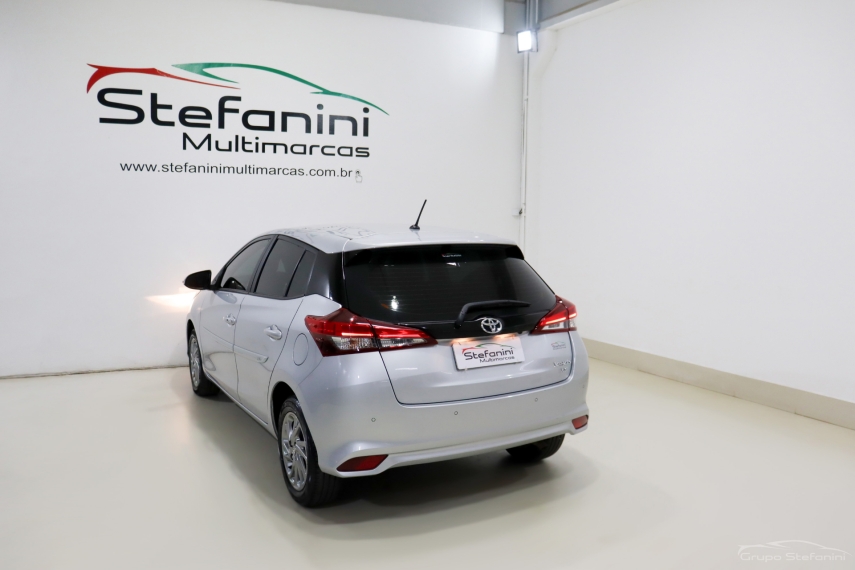 toyota yaris 1.5 16v flex xs connect multidrive 4p automatico 202312