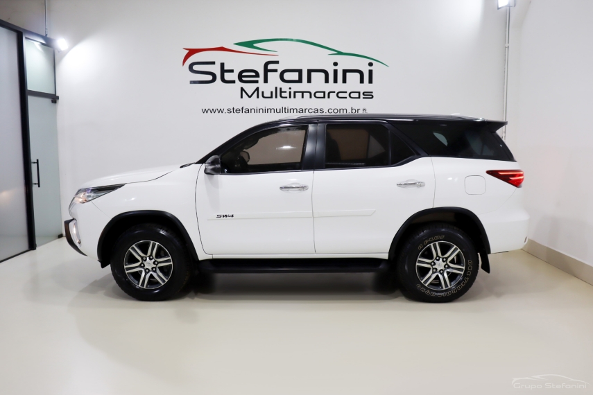 toyota hilux sw4 2.7 srv 7 lugares 4x2 16v flex 4p automatico 201910