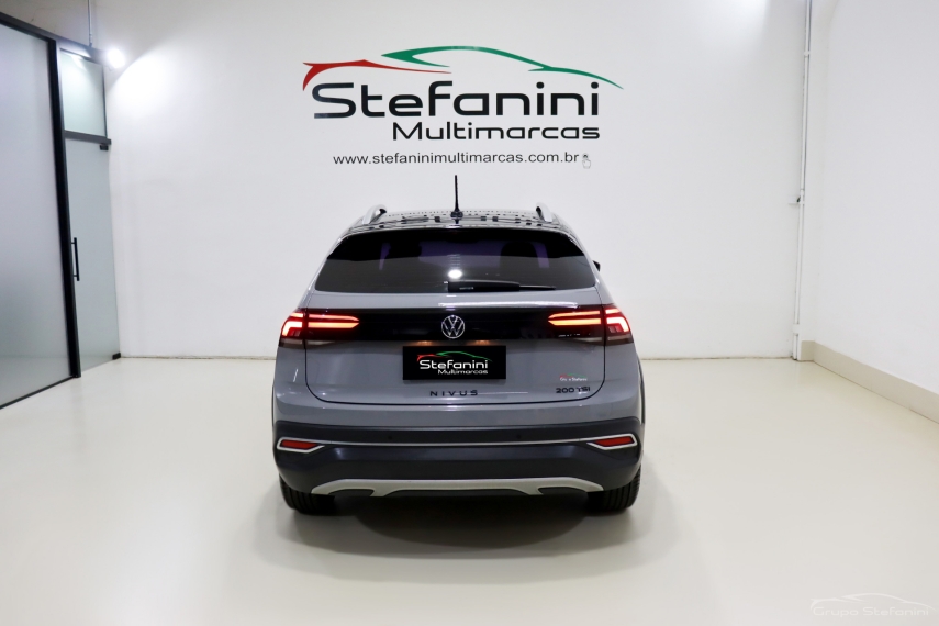 volkswagen nivus 1.0 200 tsi total flex highline automatico 4p 202311