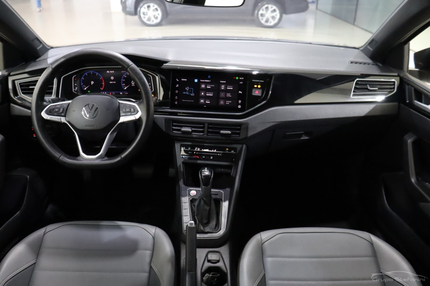 volkswagen nivus 1.0 200 tsi total flex highline automatico 4p 20235