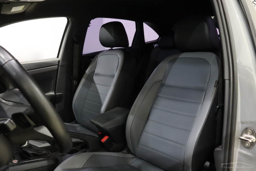 volkswagen nivus 1.0 200 tsi total flex highline automatico 4p 20236