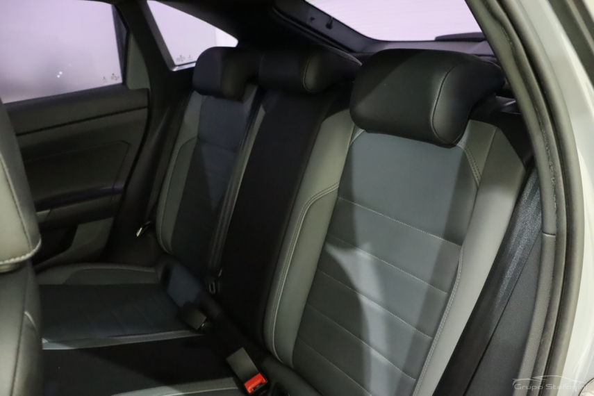 volkswagen nivus 1.0 200 tsi total flex highline automatico 4p 20237