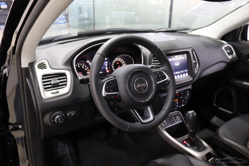 jeep compass 2.0 16v flex longitude automatico 4p 20193