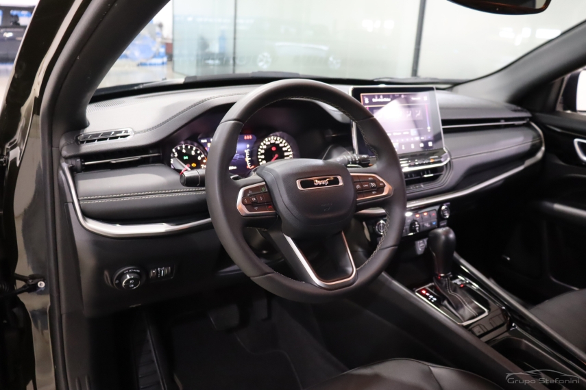 jeep compass 1.3 t270 turbo flex longitude at6 4p automatico 20223