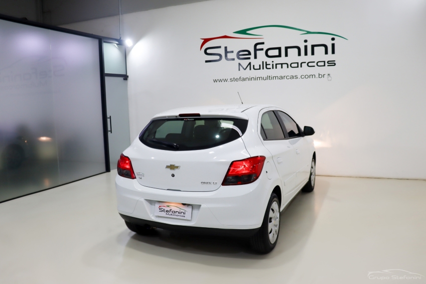 chevrolet onix 1.4 mpfi lt 8v flex 4p manual 201510