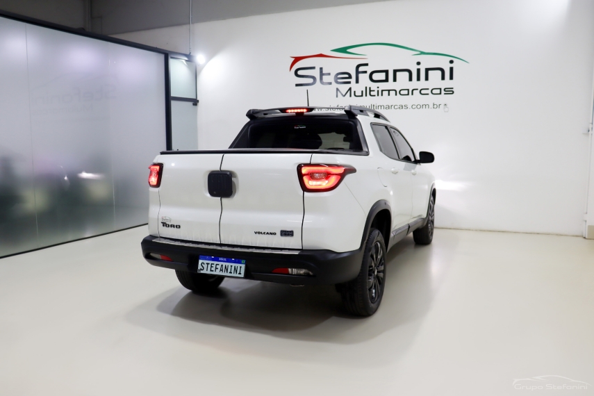 fiat toro 1.3 turbo 270 flex volcano at6 4p automatico 202510