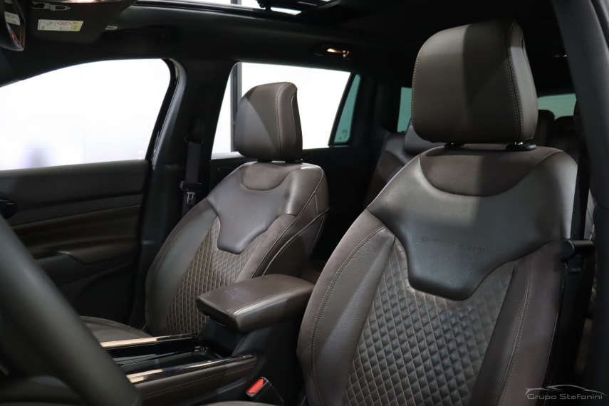 jeep commander 2.0 td380 turbo diesel overland at9 4p automatico 20226