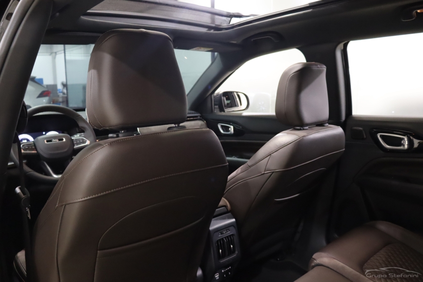 jeep commander 2.0 td380 turbo diesel overland at9 4p automatico 20229