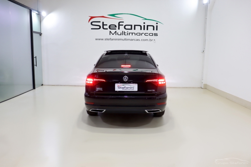 volkswagen jetta 1.4 250 tsi total flex r-line tiptronic 4p automatico 202012