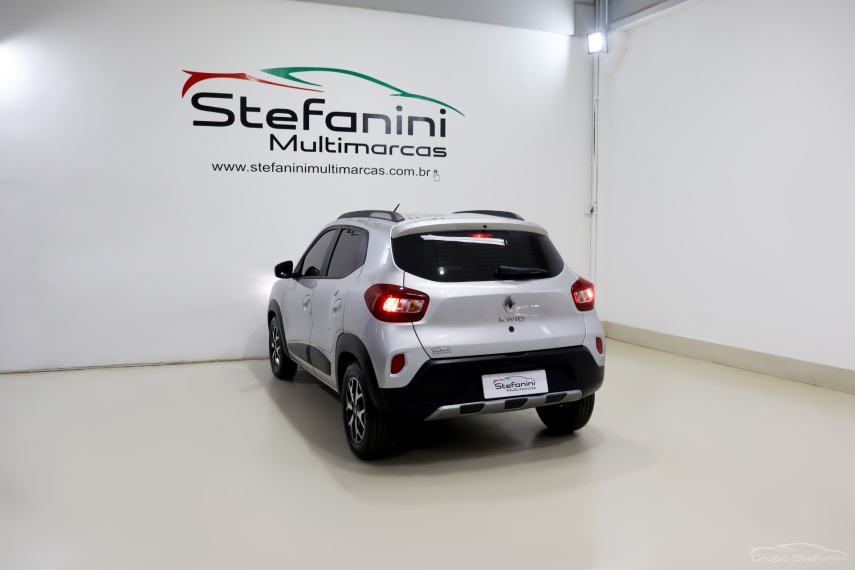 renault kwid 1.0 12v sce flex outsider manual 4p 202512