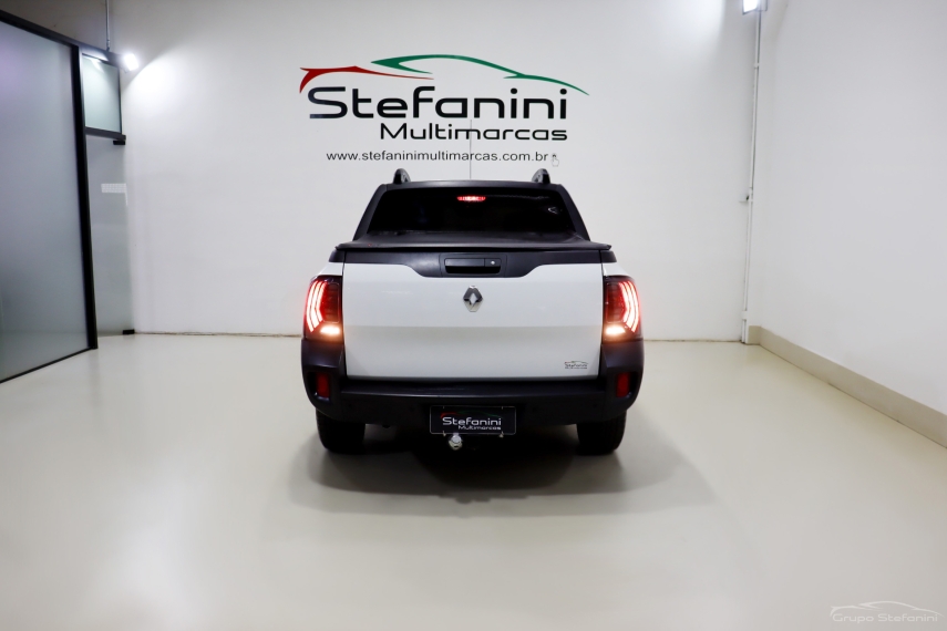 renault oroch 1.6 16v sce flex intense manual 4p 202511